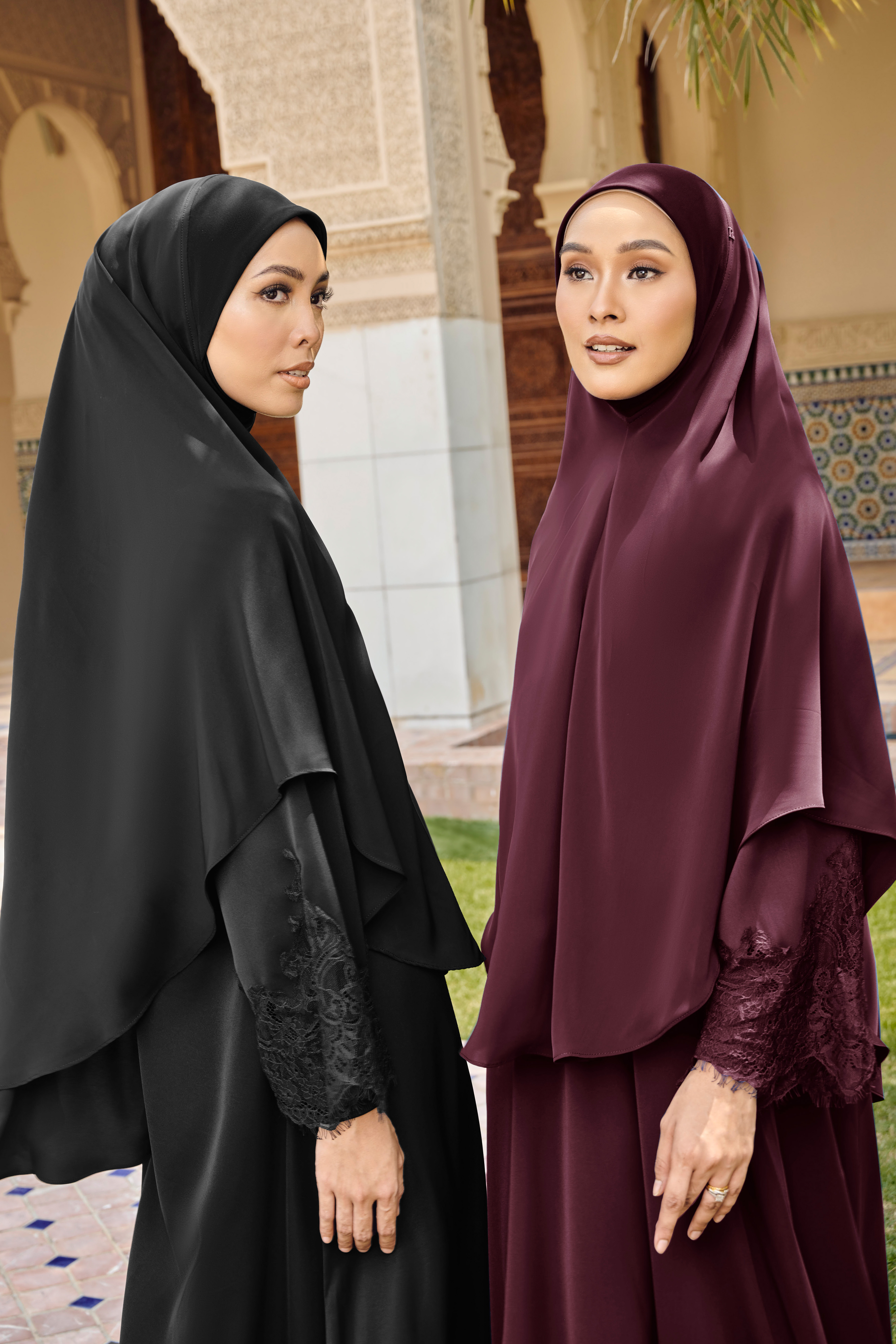 AMRA Khimar in Burgundy